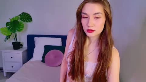 Vivienne online show from 9, 3, 2026