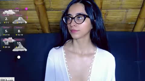 miss ari  online show from 22, 5, 2026