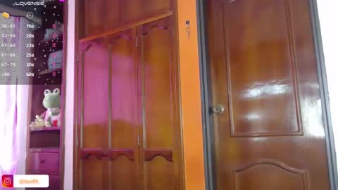 Snapshot of cuttebabe_ chatting on 6, 2, 2025 Sophia online show from 6, 2, 2025