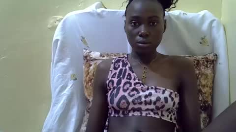 Snapshot of cuttey_slim22 chatting on 12, 1, 2026 cuttey_slim22 online show from 12, 1, 2026