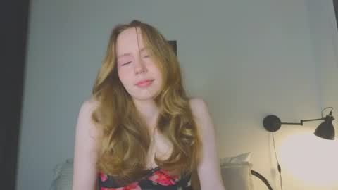 Snapshot of cuute_angell chatting on 16, 6, 2026 Virginia See you on Sunday online show from 16, 6, 2026