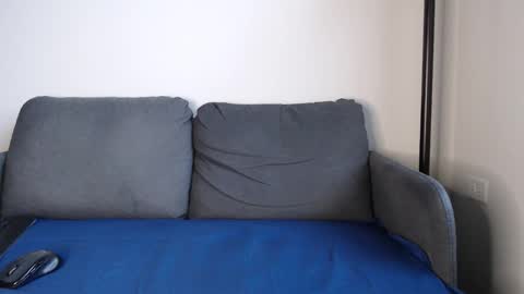 Snapshot of cv0118 chatting on 18, 12, 2025 Caleb Vonore online show from 18, 12, 2025