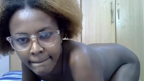 Snapshot of cynazy chatting on 18, 9, 2025 cynazy online show from 18, 9, 2025