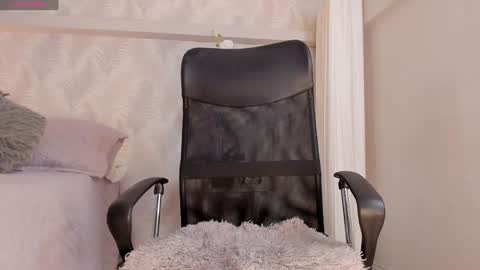 Snapshot of cyntia_adams chatting on 27, 12, 2024 cyntia_adams online show from 27, 12, 2024