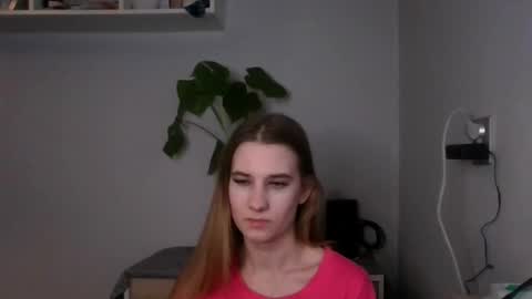 Snapshot of cyntianatural chatting on 29, 12, 2024 CyntiaNatural online show from 29, 12, 2024