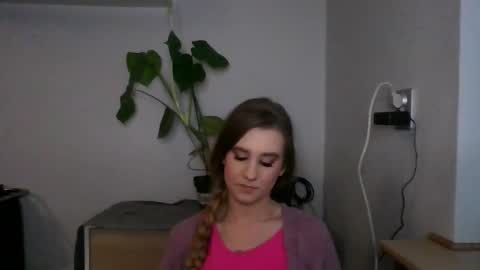 Snapshot of cyntianatural chatting on 7, 1, 2025 CyntiaNatural online show from 7, 1, 2025
