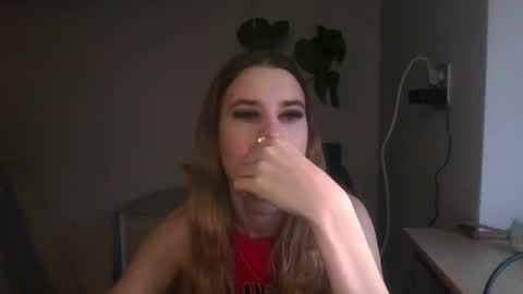 Snapshot of cyntianatural chatting on 28, 1, 2025 CyntiaNatural online show from 28, 1, 2025