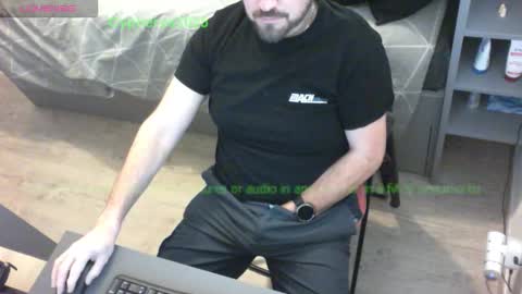 Snapshot of cypheros2025 chatting on 18, 1, 2026 Chris online show from 18, 1, 2026