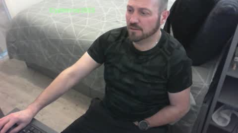 Snapshot of cypheros2025 chatting on 15, 2, 2026 Chris online show from 15, 2, 2026