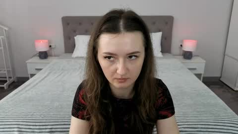 Snapshot of cyrenaluxe chatting on 7, 5, 2026 Cyrena online show from 7, 5, 2026