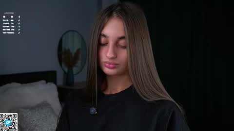 Isabella online show from 27, 10, 2025