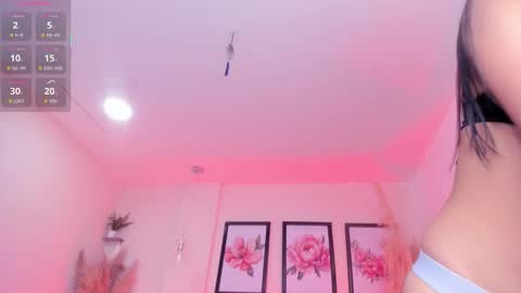 Daniela  online show from 5, 11, 2025