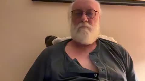 Snapshot of daddy341177 chatting on 4, 12, 2024 daddy341177 online show from 4, 12, 2024