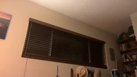 Snapshot of daddy341177 chatting on 28, 12, 2024 daddy341177 online show from 28, 12, 2024