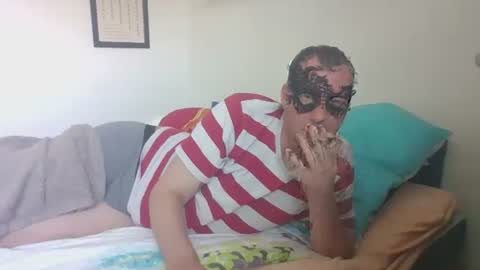 daddycomehome1 online show from 19, 3, 2026