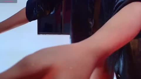 Snapshot of daddyissuesss_ chatting on 20, 2, 2025 JAZMIN online show from 20, 2, 2025
