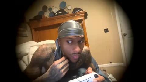 sexy tatted king bbc online show from 13, 3, 2026