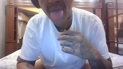 Snapshot of daddyjayare760 chatting on 19, 12, 2024 daddyjayare760 online show from 19, 12, 2024