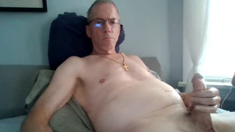 Snapshot of daddyluvssmoothies chatting on 14, 7, 2026 daddyluvssmoothies online show from 14, 7, 2026