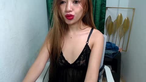 Snapshot of daddys_giirl69 chatting on 18, 4, 2026 daddys_giirl69 online show from 18, 4, 2026