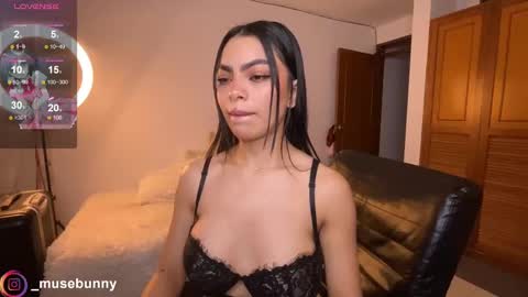 Sophie online show from 7, 10, 2025