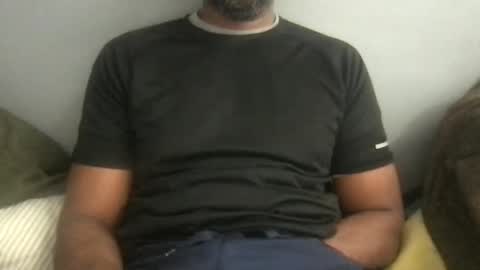 Snapshot of dadsblk chatting on 16, 10, 2025 D online show from 16, 10, 2025