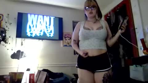 Snapshot of dadsdoll2 chatting on 26, 3, 2026 dadsdoll2 online show from 26, 3, 2026