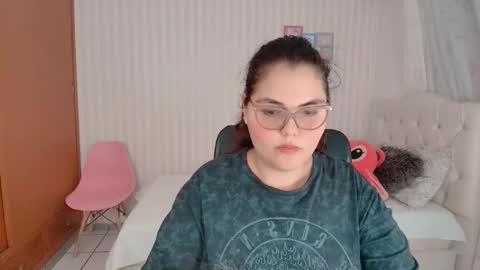 daeneryslove_doll online show from 21, 9, 2025