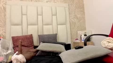 Snapshot of daffnelewis chatting on 1, 11, 2025 daffnelewis online show from 1, 11, 2025