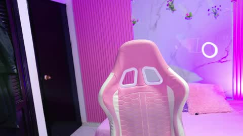 Snapshot of dafne17_ chatting on 6, 5, 2026 Dafne online show from 6, 5, 2026