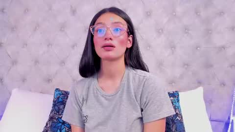 Snapshot of dafne_bss chatting on 1, 7, 2026 dafne_bss online show from 1, 7, 2026