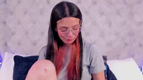 Snapshot of dafne_bss chatting on 2, 7, 2026 dafne_bss online show from 2, 7, 2026