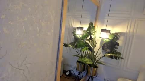 dafne_hillss online show from 20, 11, 2025