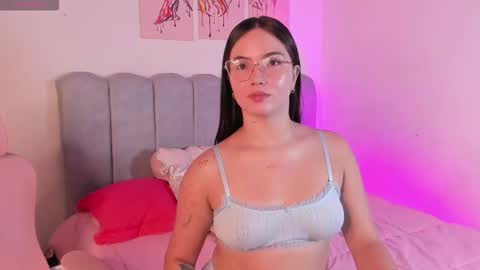 Dafne  online show from 26, 11, 2025