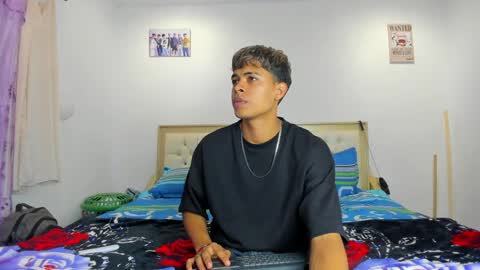 Snapshot of dafnezahiraa_ chatting on 5, 1, 2025 dafnezahiraa  online show from 5, 1, 2025