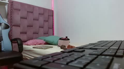 DAFNNE online show from 28, 1, 2025