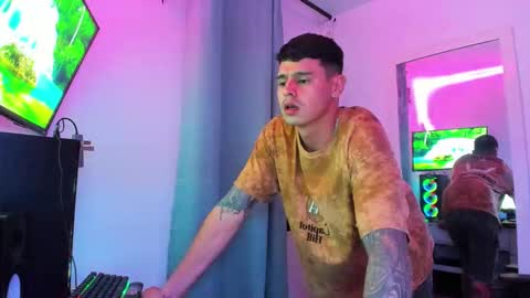 my name is Jhon and I live in colombia online show from 4, 10, 2025