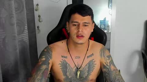 Snapshot of dage_19 chatting on 21, 5, 2026 my name is Jhon and I live in colombia online show from 21, 5, 2026