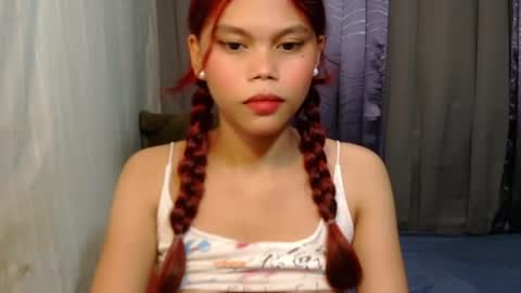 Snapshot of dahlia_vivienne chatting on 29, 7, 2026 yourgirlydahlia online show from 29, 7, 2026