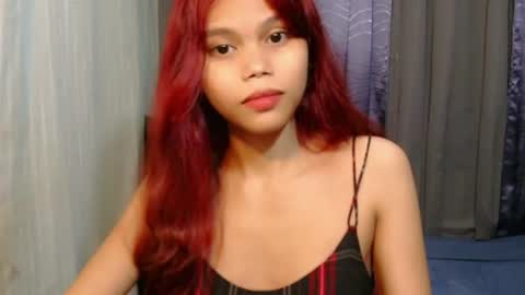 Snapshot of dahlia_vivienne chatting on 30, 7, 2026 yourgirlydahlia online show from 30, 7, 2026