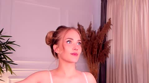 Deea  online show from 10, 3, 2026