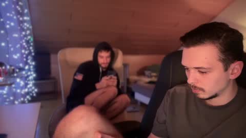 Snapshot of daimon_hall chatting on 8, 1, 2025 Daimon online show from 8, 1, 2025