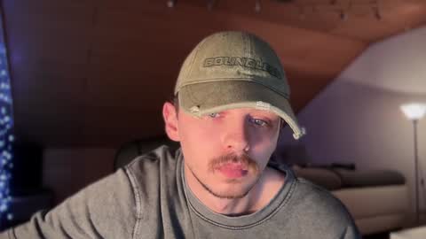 Snapshot of daimon_hall chatting on 22, 1, 2025 Daimon online show from 22, 1, 2025