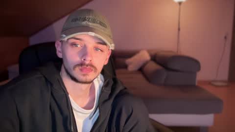 Snapshot of daimon_hall chatting on 3, 2, 2025 Daimon online show from 3, 2, 2025