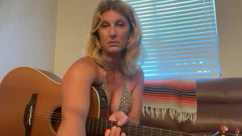 Daisy137 online show from 16, 2, 2026