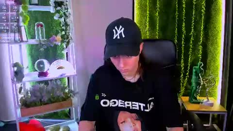 Snapshot of daisy_baby_ chatting on 8, 7, 2026 daisy online show from 8, 7, 2026