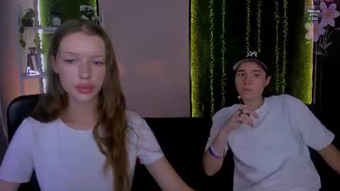 Snapshot of daisy_baby_ chatting on 30, 7, 2026 daisy online show from 30, 7, 2026