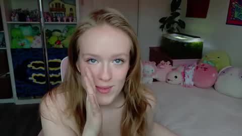 Snapshot of daisy_dollxo chatting on 7, 5, 2026 Daisy online show from 7, 5, 2026