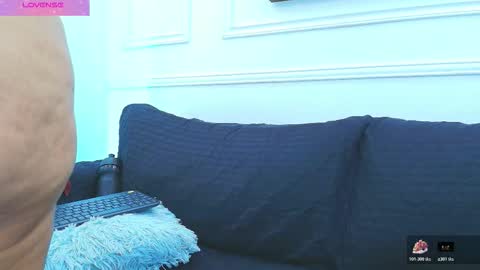 Daisy Price online show from 26, 11, 2025