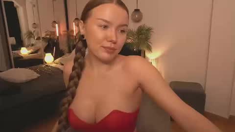 Snapshot of daisy_stacey chatting on 20, 9, 2025 Stacey online show from 20, 9, 2025